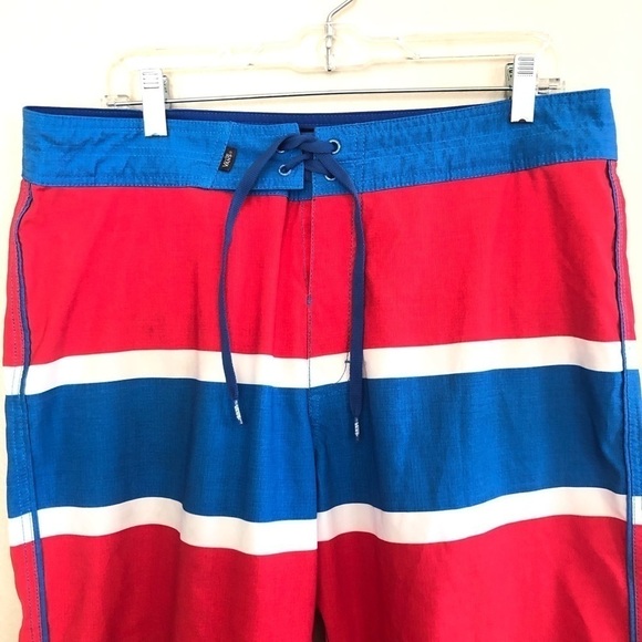 Vans Men's Off The Wall Stretch Ghost Trees Colorblock Board Shorts Size 34 - Picture 3 of 16